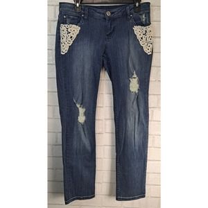 STS BLUE Jeans Juniors Size 9 Jessie Relaxed Boyfriend Distressed Lace Doily